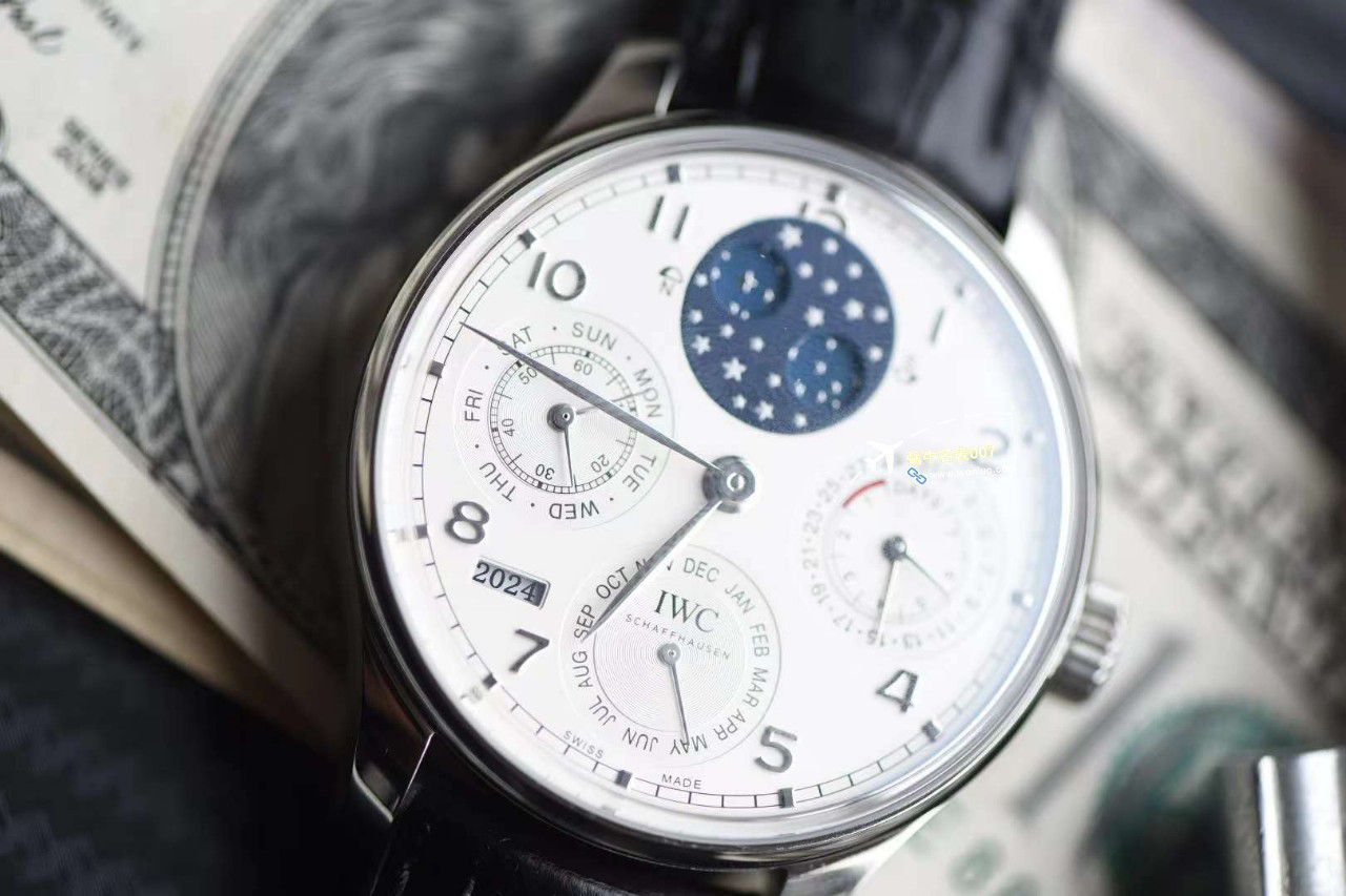 【 Video analysis 】APS Factory  IWC IWC葡萄牙系列万年历 wrist watch  IW503406超A复刻高仿手表 / AP626