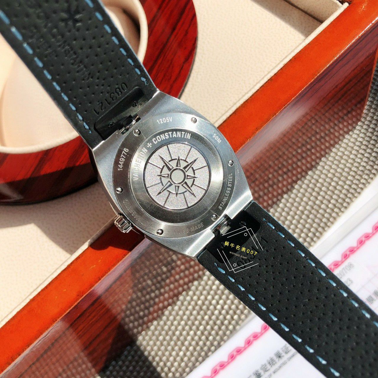 高端真钻女表Vacheron Constantin   Overseas 系列1225V/000R-B592，1225V/200A-B590 wrist watch  / JS261