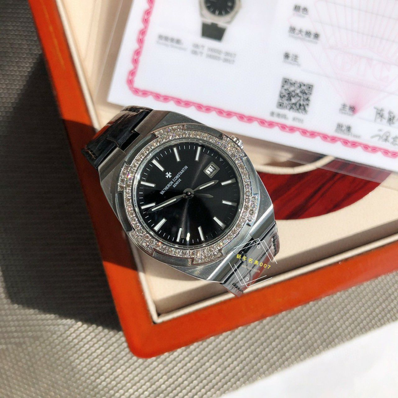 高端真钻女表Vacheron Constantin   Overseas 系列1225V/000R-B592，1225V/200A-B590 wrist watch  / JS261