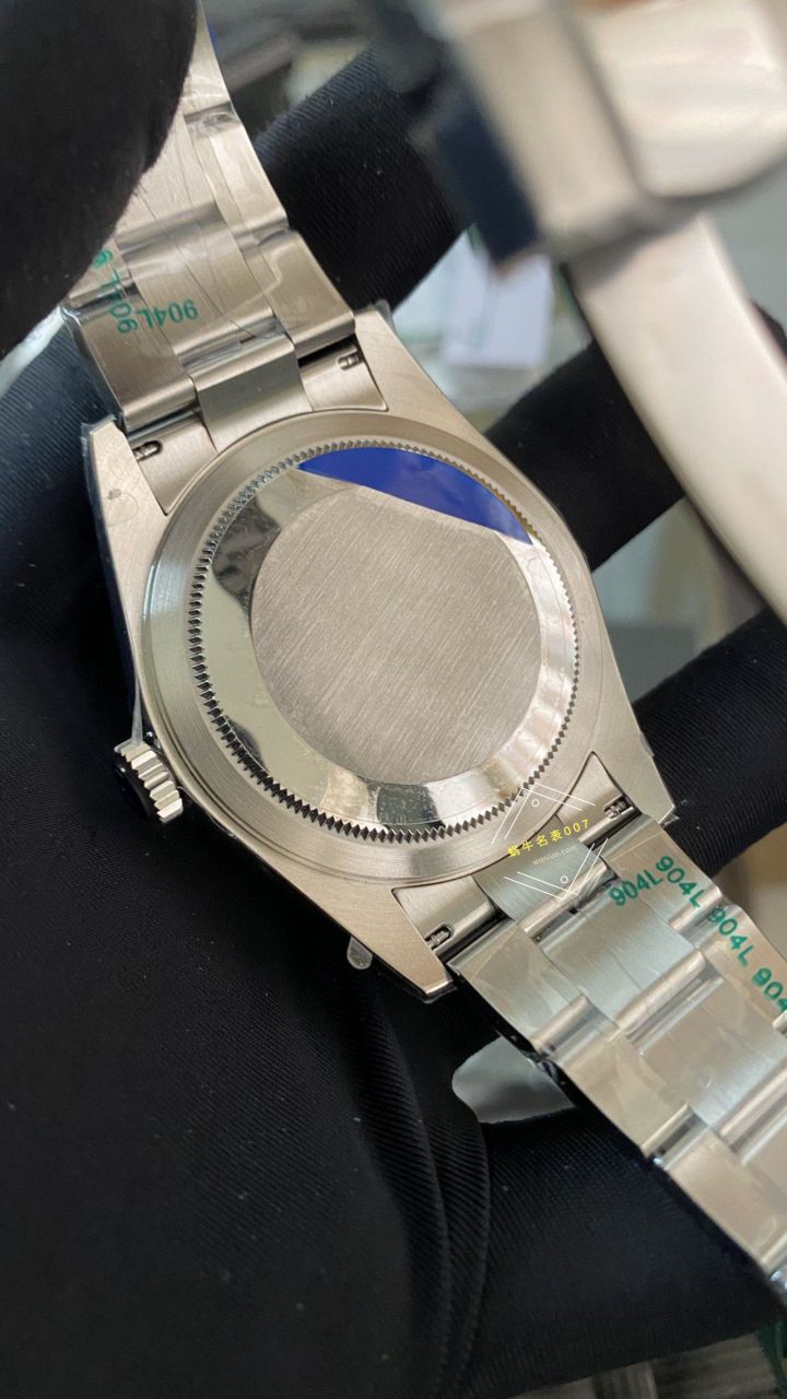  Video analysis  Rolex Sky-Dweller纵航天行者一比一高仿手表m336934-0005，m336934-0008，m336934-0004，m336934-0002 wrist watch  / R832