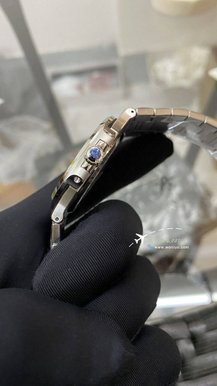 3k Factory 超A复刻 PATEK PHILIPPE  Nautilus 钻圈高仿5711/1300A-001 wrist watch  / BD390