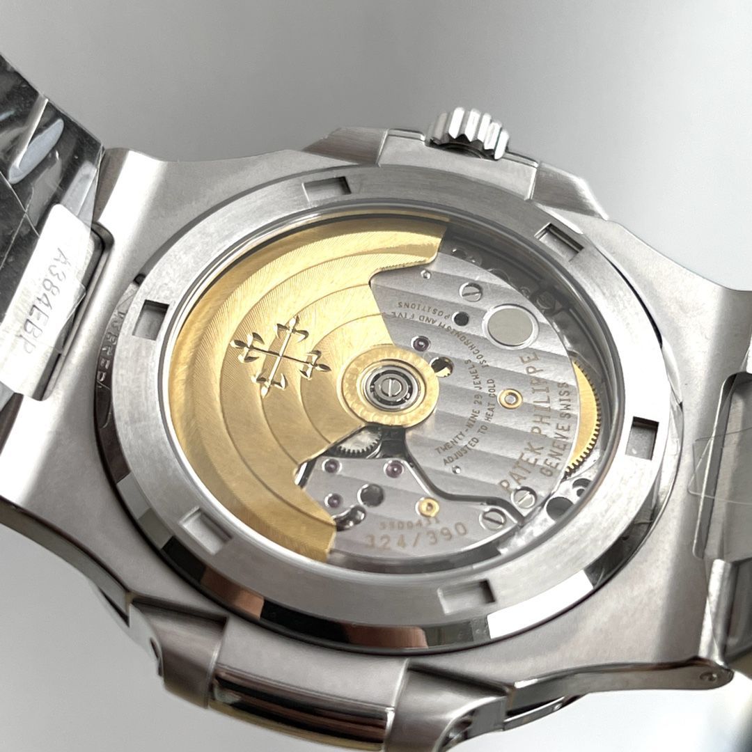 3k Factory 超A复刻 PATEK PHILIPPE  Nautilus 钻圈高仿5711/1300A-001 wrist watch  / BD390