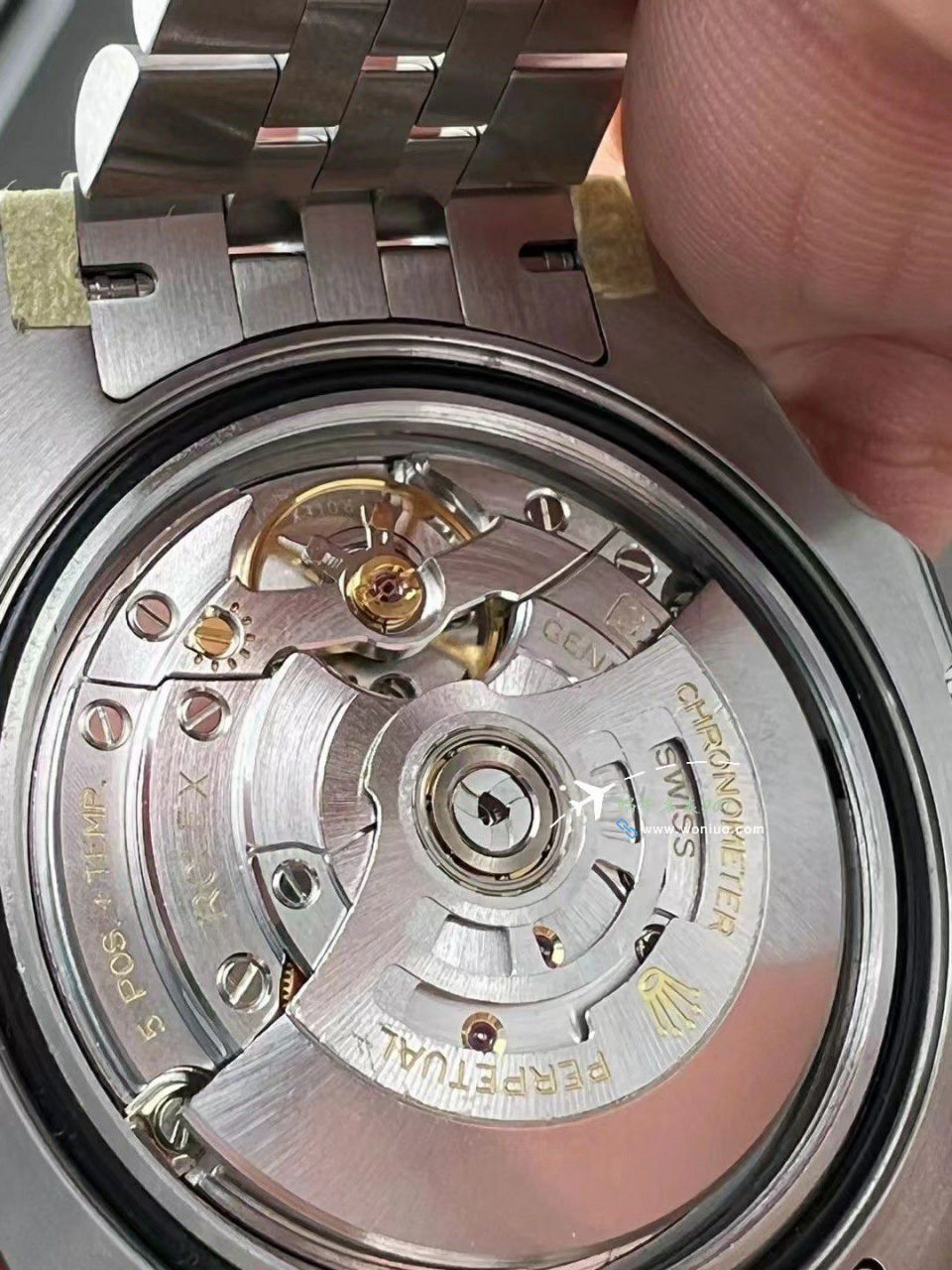 clean Rolex 一比一复刻高仿手表 GMT MASTER 皮蛋圈m126713grnr-0001 wrist watch  / R838