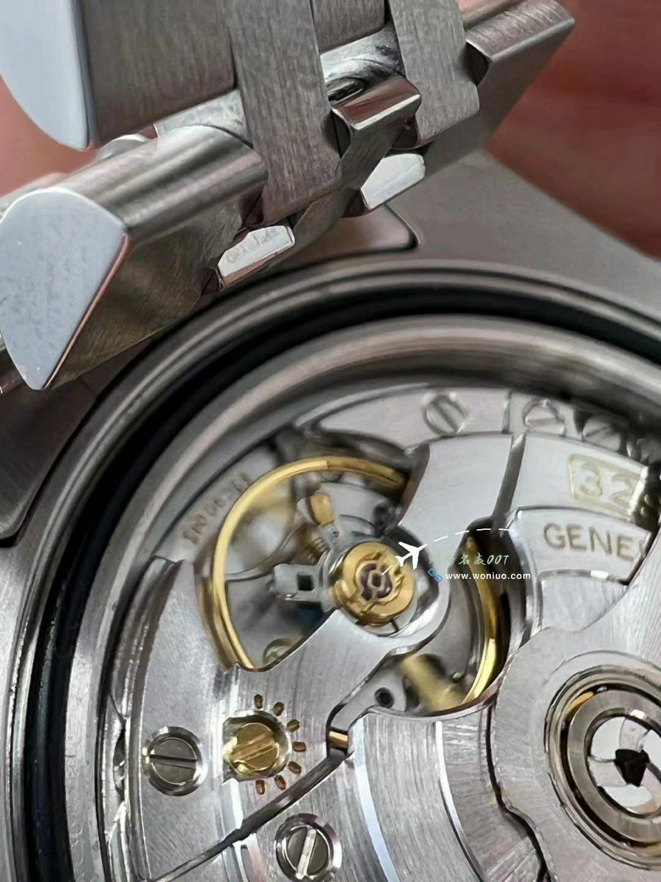 clean Rolex 一比一复刻高仿手表 GMT MASTER 皮蛋圈m126713grnr-0001 wrist watch  / R838