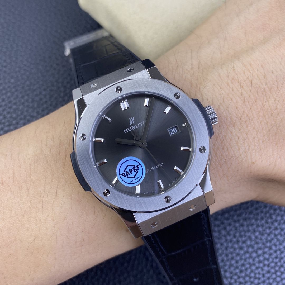  Video analysis  Hublot  表经典融合 top 复刻手表542.NX.7170.LR，542.OX.7180.LR高仿 wrist watch  / YB130