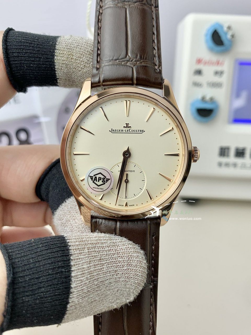  Video analysis APS Factory  Jaeger-LeCoultre 月相 top 复刻高仿超薄月相1368480，1362511，1368471，1368430手表 / JJ196