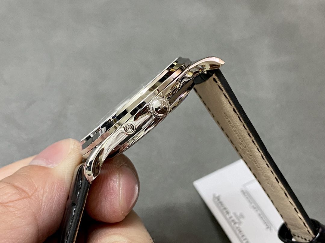 APS Factory 一比一复刻高仿 Jaeger-LeCoultre 月相大师系列1368430 wrist watch  / JJ199