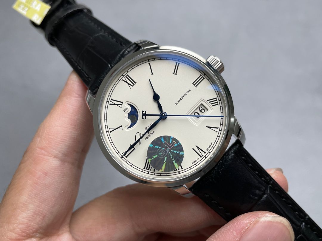  Video analysis glashuette original原创议员月相 top 复刻高仿100-04-05-12-30，1-36-04-01-02-61，1-36-24-02-05-62 / GLA070