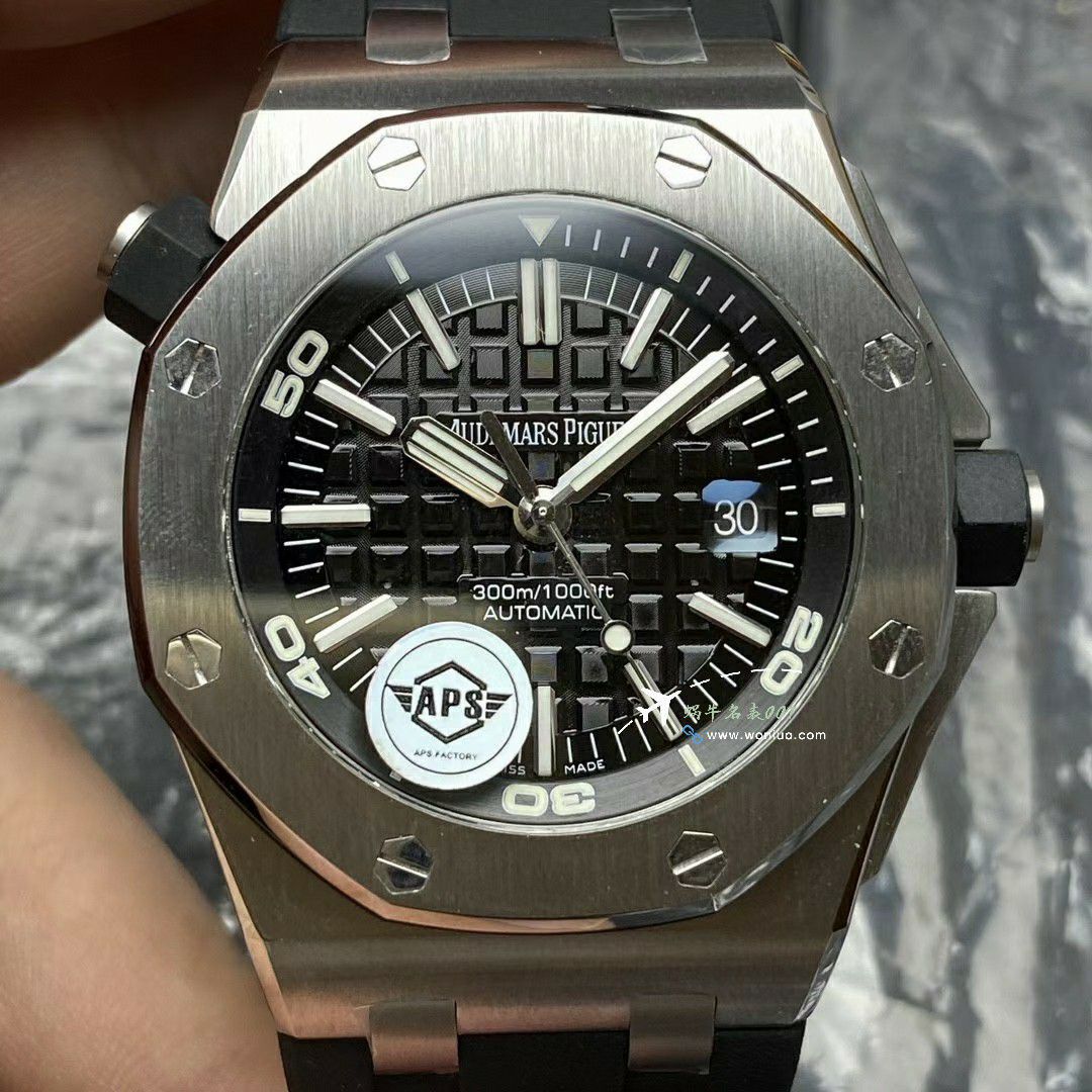 APS top 复刻高仿Audemars Piguet  Royal Oak Offshore 系列15703ST.OO.D002CA.01 wrist watch  / AP272
