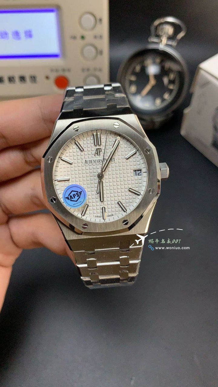 APS复刻高仿Audemars Piguet 皇家橡树系列15500ST.OO.1220ST.04 wrist watch  / AP273