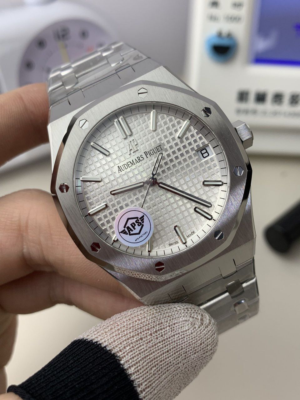 APS复刻高仿Audemars Piguet 皇家橡树系列15500ST.OO.1220ST.04 wrist watch  / AP273