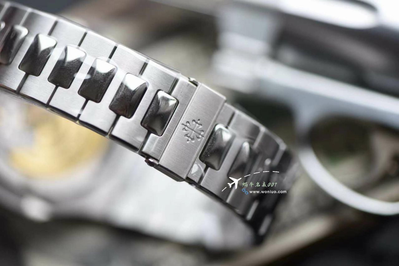  Video analysis 3K一体机 PATEK PHILIPPE 运动优雅 Nautilus 复刻高仿5711/1A 010 wrist watch  / bd393