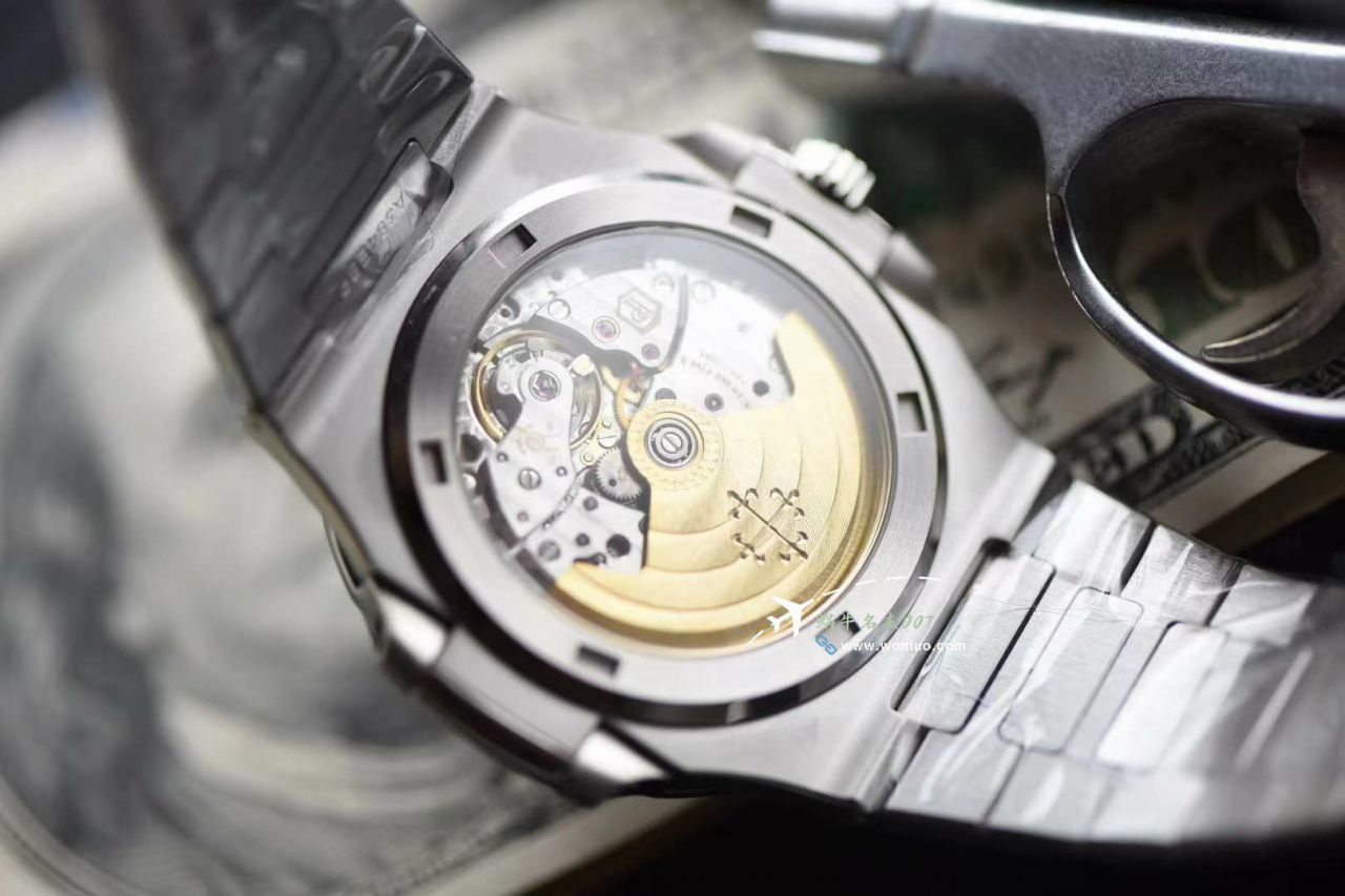  Video analysis 3K一体机 PATEK PHILIPPE 运动优雅 Nautilus 复刻高仿5711/1A 010 wrist watch  / bd393