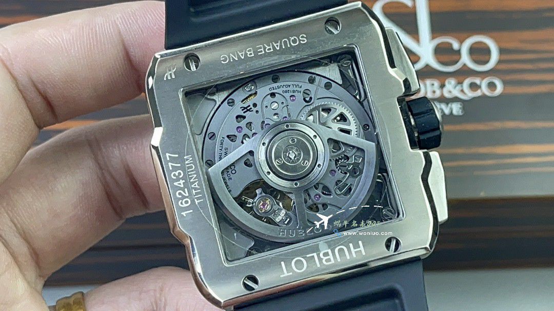 BBF hublot SQUARE BANG UNICO方形一比一复刻高仿表821.OX.0180.RX，821.OM.0180.RX，821.NM.0170.RX，821.NX.0170.RX / YB131
