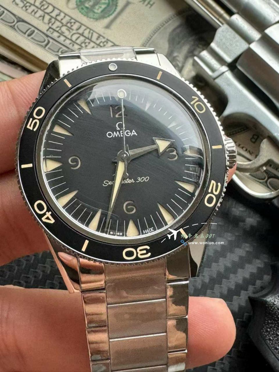 VSOMEGA Seamaster 300米复古锅盖复刻高仿234.30.41.21.01.001 wrist watch  / VS799