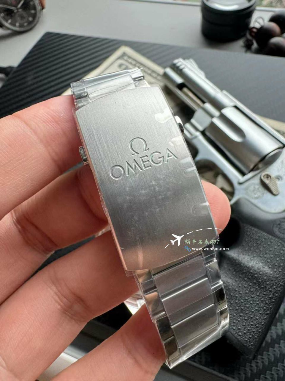 VSOMEGA Seamaster 300米复古锅盖复刻高仿234.30.41.21.01.001 wrist watch  / VS799