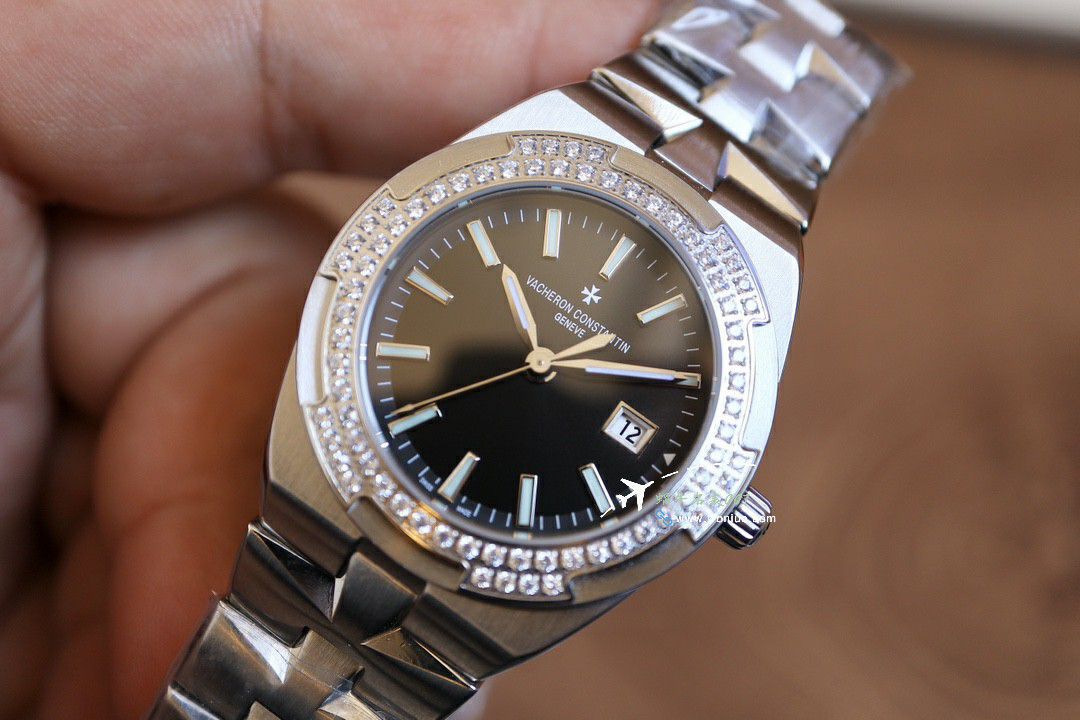 CCVacheron Constantin   Overseas 女表一比一复刻高仿1205V/100A-B591，1225V/200R-H015，1225V/200A-B590 wrist watch  / JS268