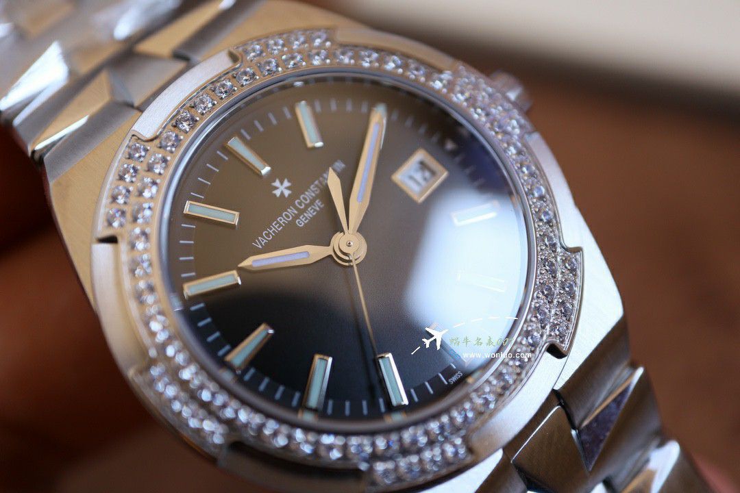 CCVacheron Constantin   Overseas 女表一比一复刻高仿1205V/100A-B591，1225V/200R-H015，1225V/200A-B590 wrist watch  / JS268