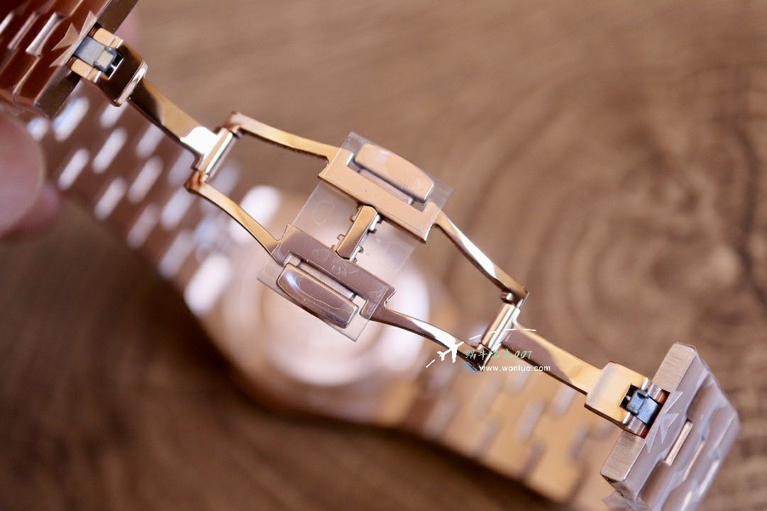 CCVacheron Constantin   Overseas 女表一比一复刻高仿1205V/100A-B591，1225V/200R-H015，1225V/200A-B590 wrist watch  / JS268