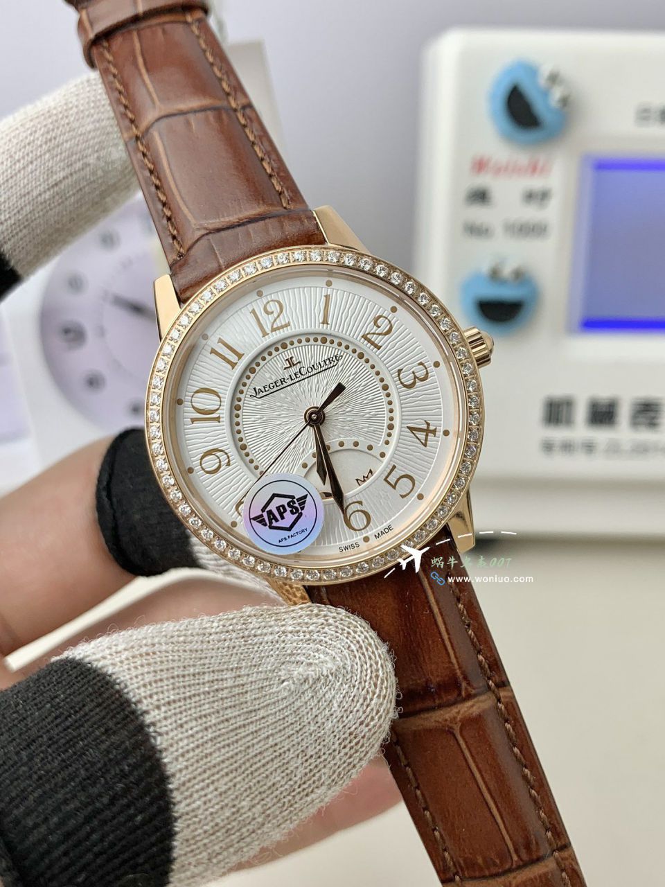 APS Jaeger-LeCoultre 约会女表一体机3448480广州 top 复刻 Jaeger-LeCoultre 手表 / JJ195