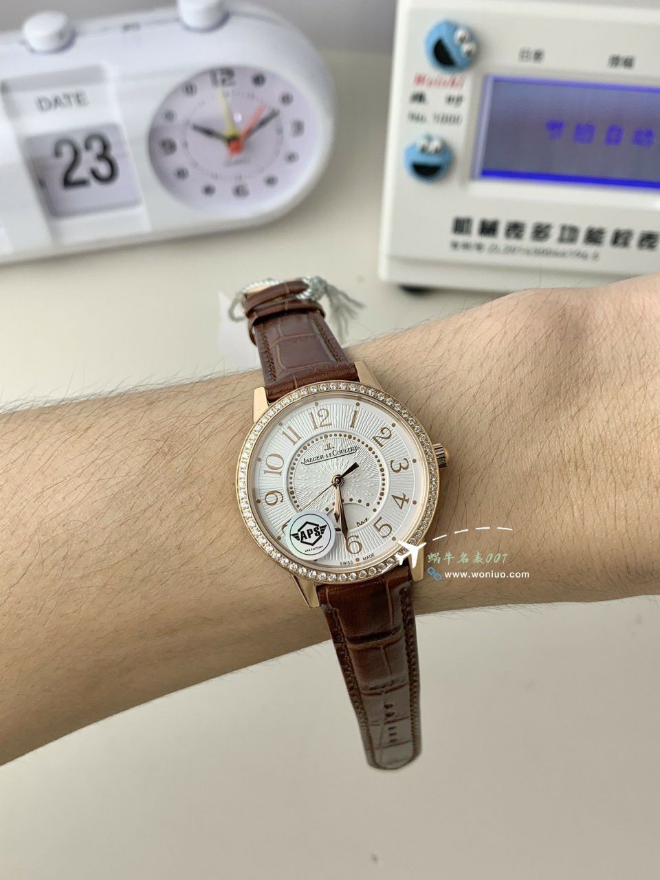 APS Jaeger-LeCoultre 约会女表一体机3448480广州 top 复刻 Jaeger-LeCoultre 手表 / JJ195