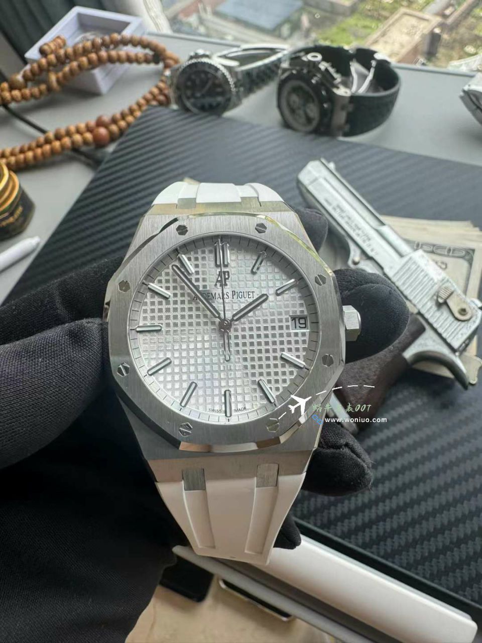  Video analysis APSAudemars Piguet 皇家橡树超A高仿复刻一体机15500ST.OO.1220ST.04橡胶 watchband   / AP279
