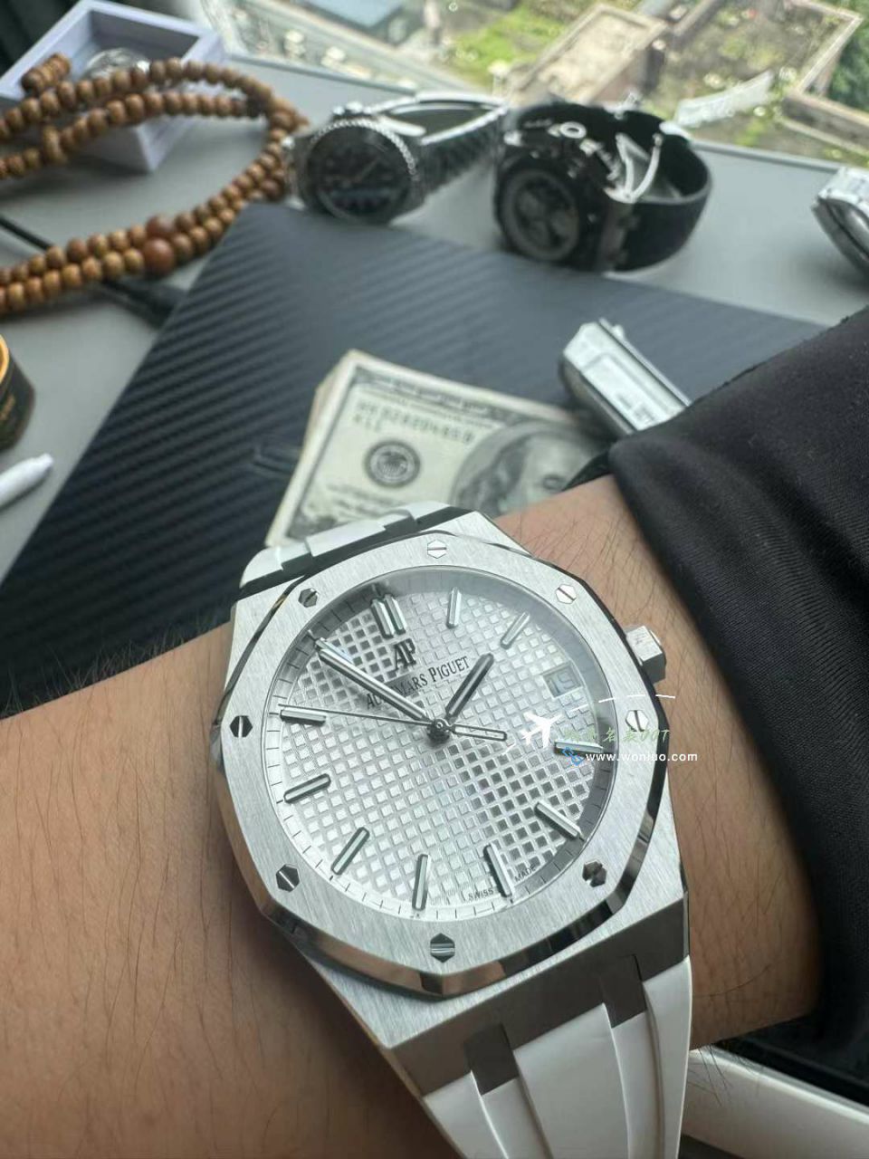  Video analysis APSAudemars Piguet 皇家橡树超A高仿复刻一体机15500ST.OO.1220ST.04橡胶 watchband   / AP279