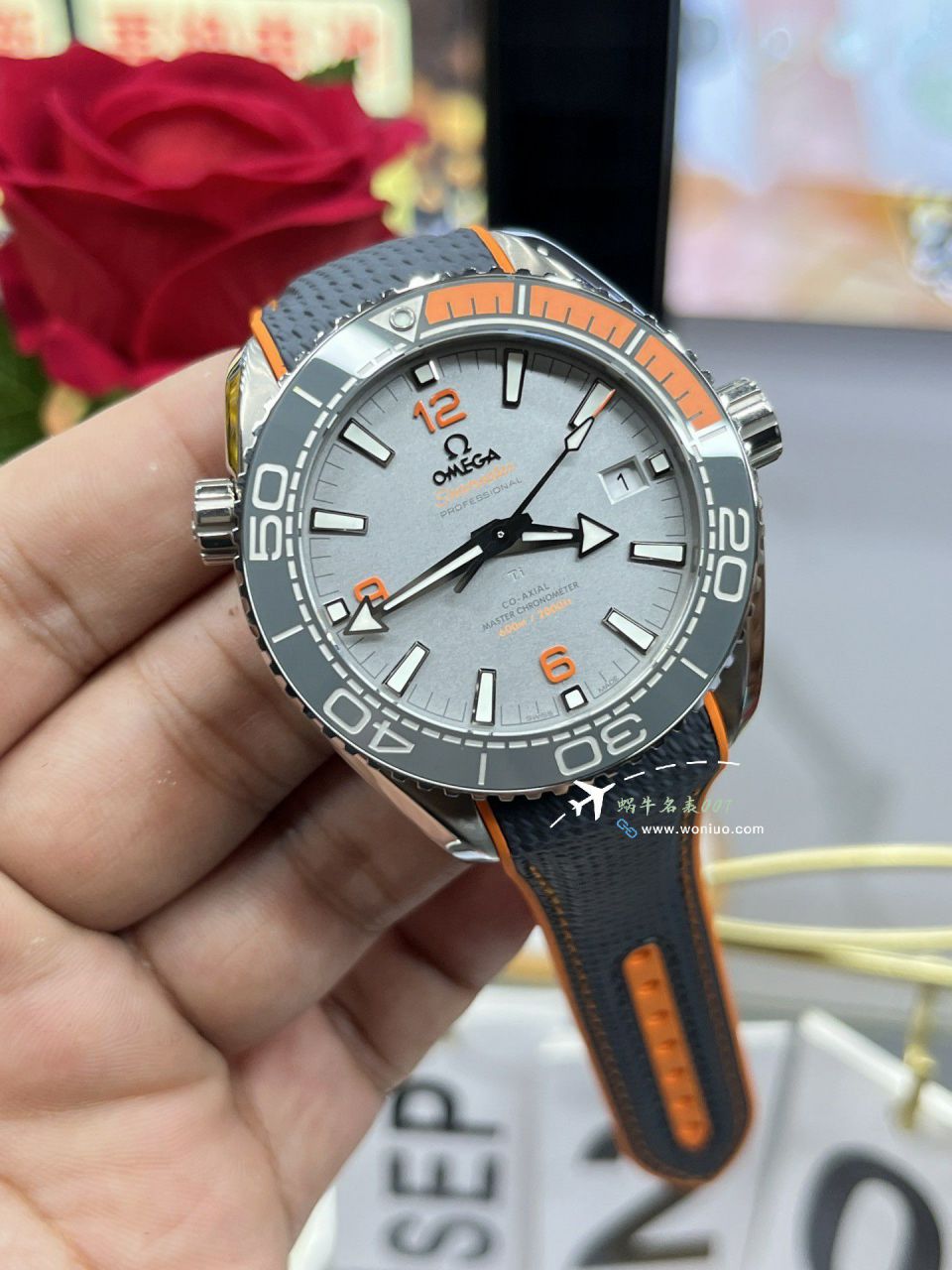 VSOMEGA Seamaster 复刻高仿600米 四分之一 215.92.44.21.99.001 wrist watch  / VS800