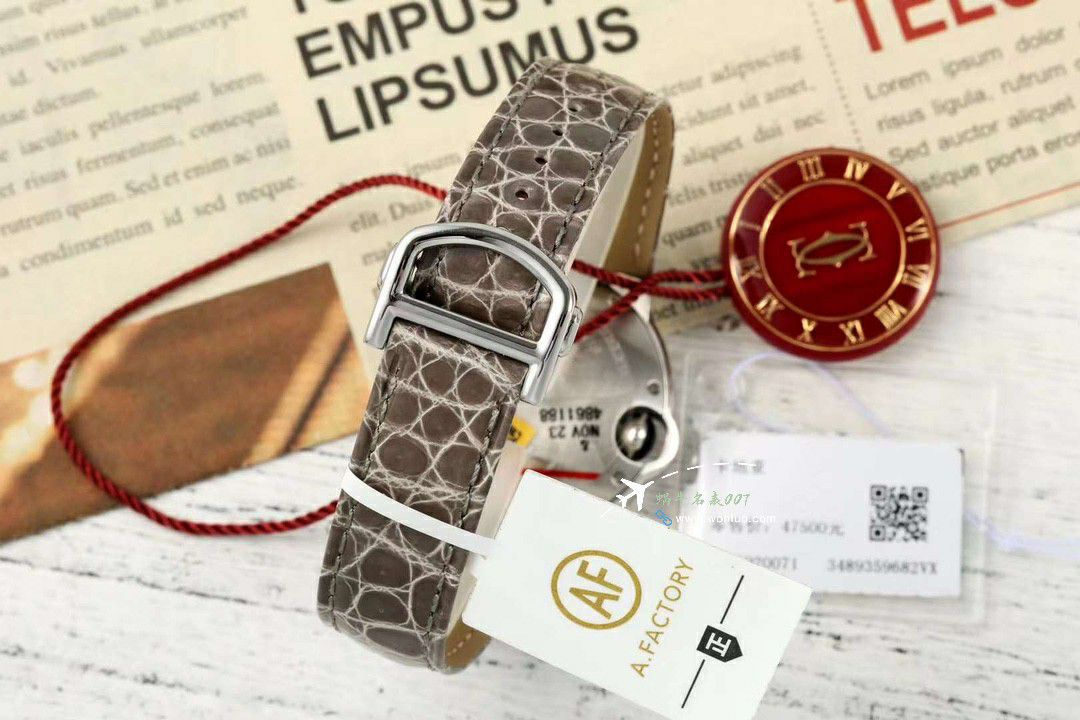 AF蜕变归来 Cartier  33mm蓝气球系列 wrist watch  / K351