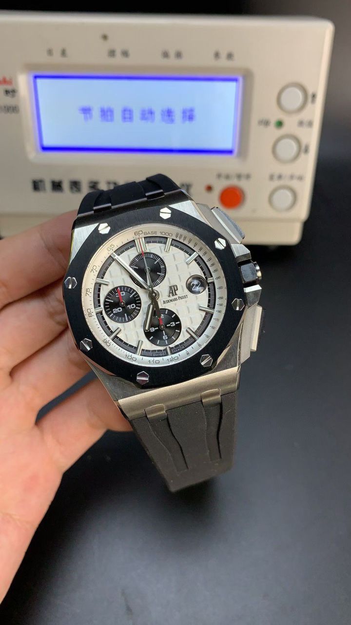 APF Factory Audemars Piguet 熊猫 Royal Oak Offshore 超A复刻高仿26400SO.OO.A002CA.01 wrist watch  / AP287