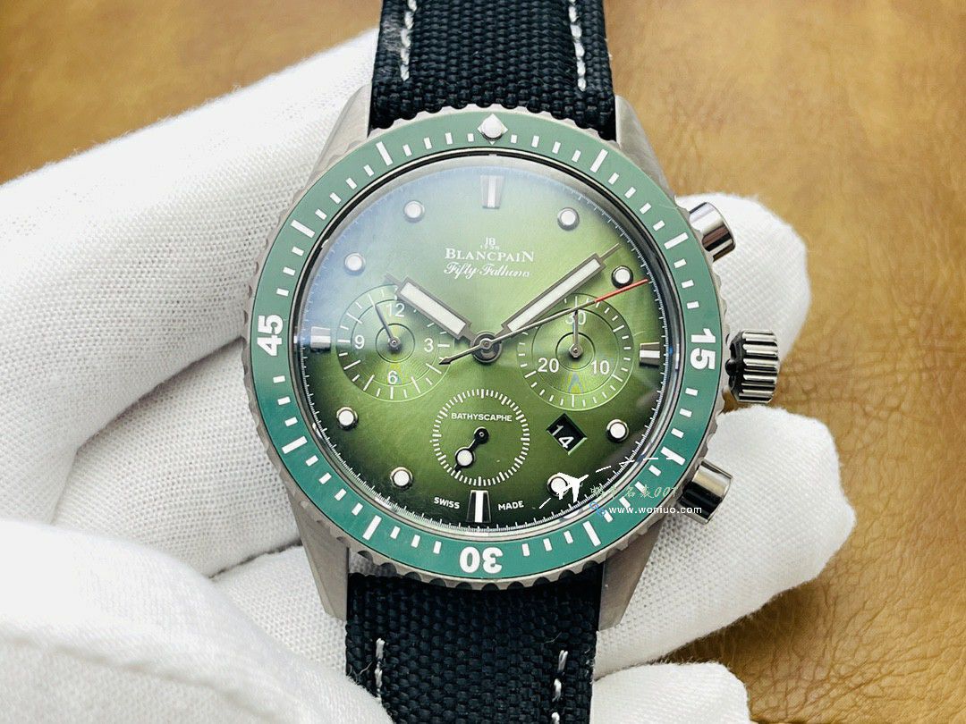 JB Factory Blancpain  Fifty Fathoms 系列5200-0153-B52A（极光绿 top 复刻高仿手表） wrist watch  / BP077