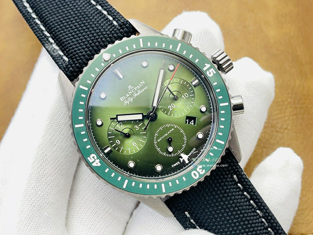 JB Factory Blancpain  Fifty Fathoms 系列5200-0153-B52A（极光绿 top 复刻高仿手表） wrist watch  / BP077