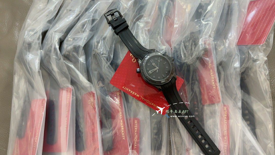 VS Factory OMEGA Seamaster 300米黑武士 top 复刻高仿手表210.92.44.20.01.003 wrist watch  / VS806