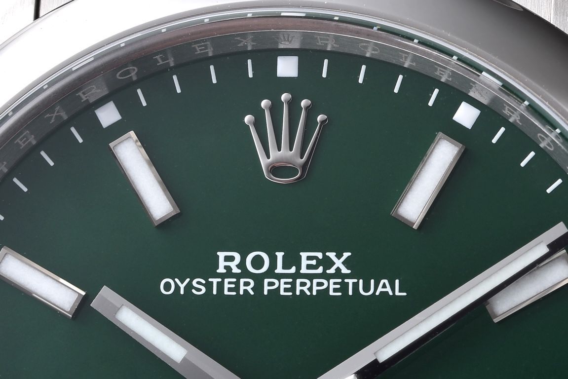 clean Factory  Rolex  oyster perpetual 动41毫米复刻高仿手表系列m124300-0005 wrist watch  / R881